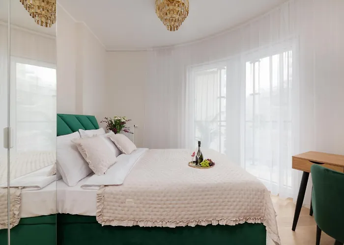 Luxury Design Apartments - Warsaw Tower Bliska Wola